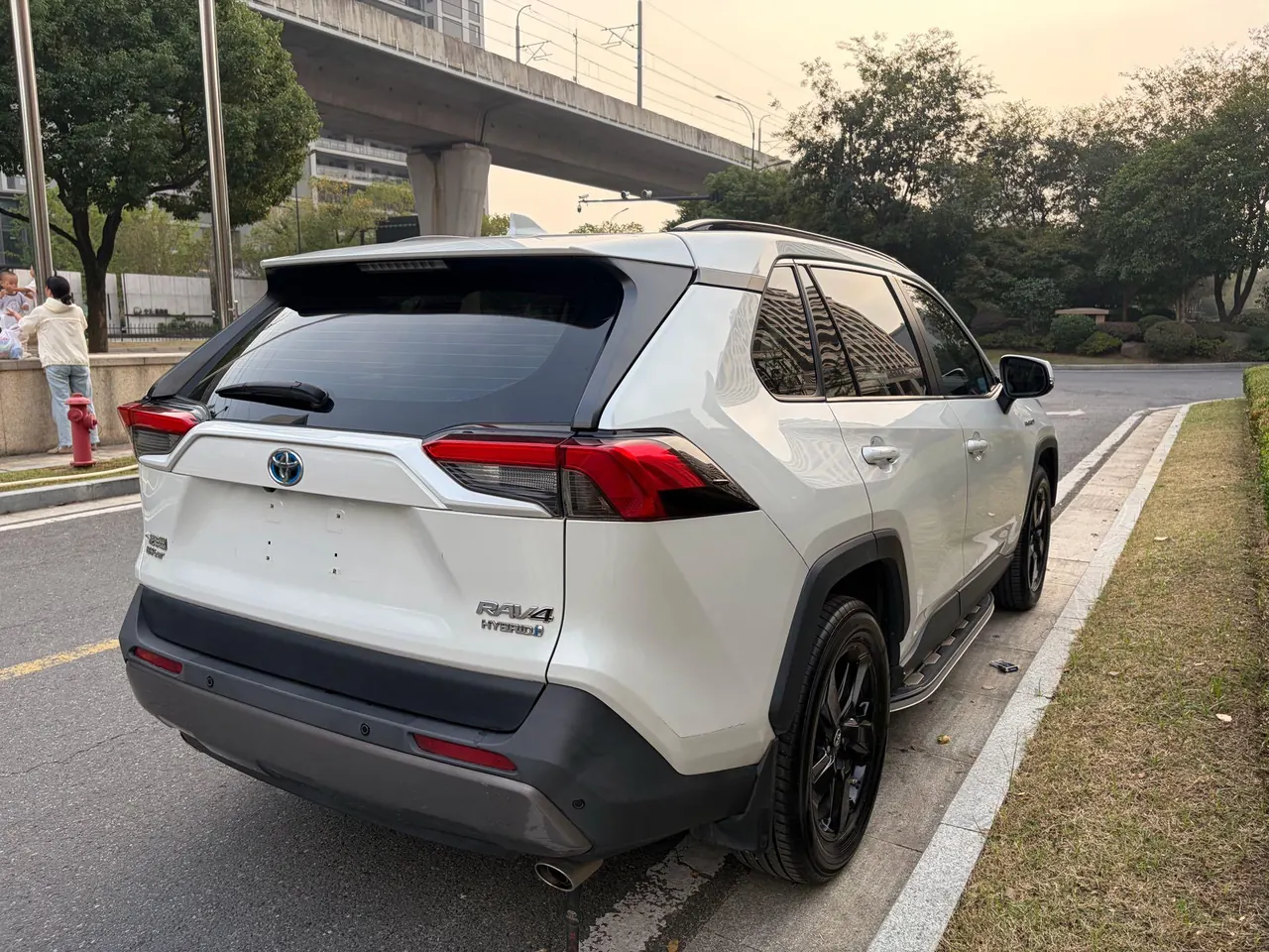 Toyota 2021 RAV4 Rongfang Double Engine 2.5 Stepless Four-wheel Drive Elite PLUS Edition (Modified) Automatic Gear 9