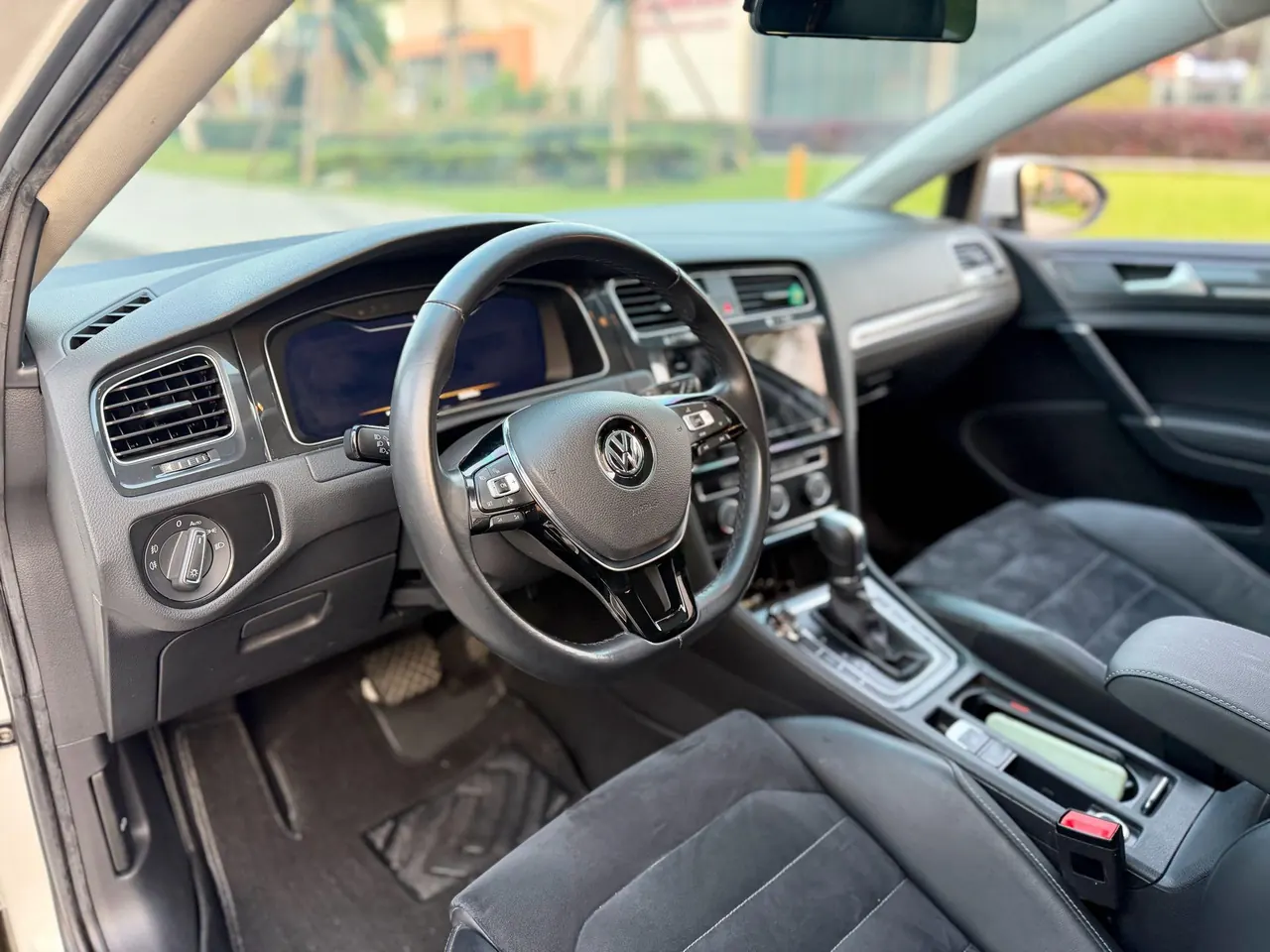 Volkswagen 2020 Golf 7 1.4TSI 280TSI Luxury Automatic 9
