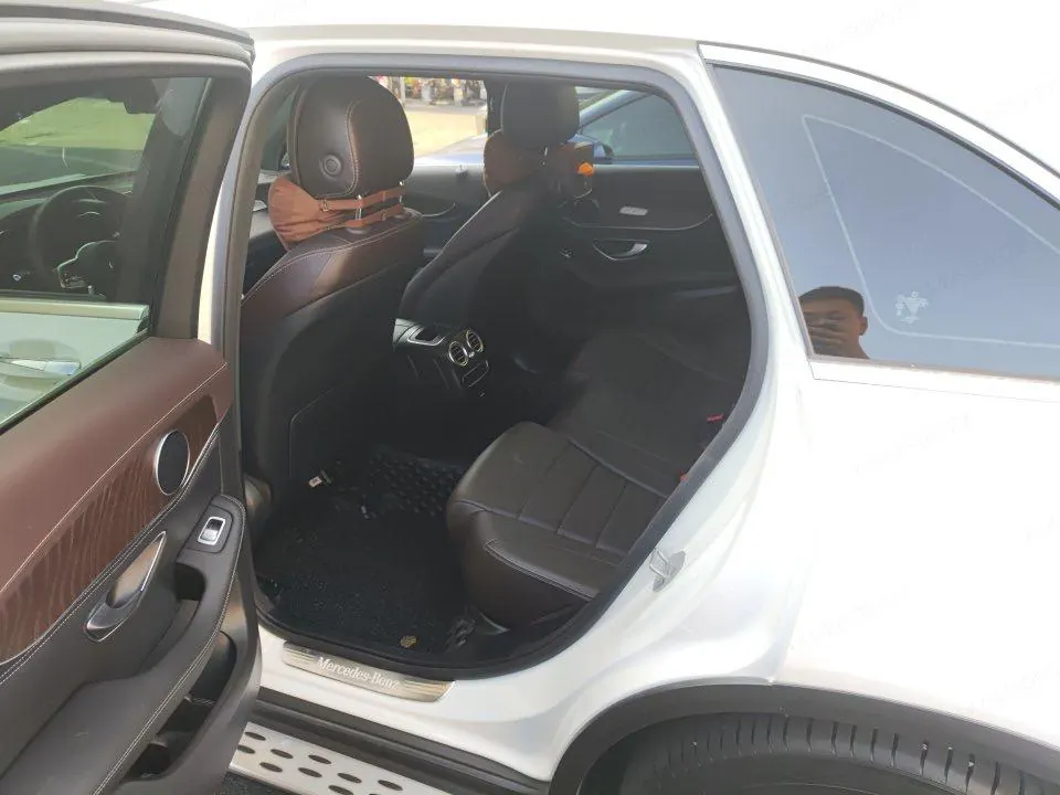 Mercedes Benz 2020 GLC 300 L 4MATIC 2.0T Dynamic Automatic 3