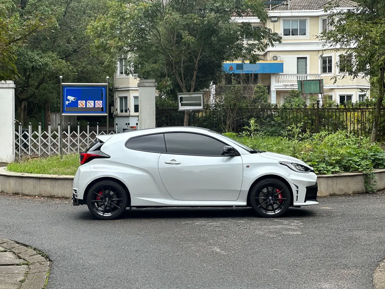 Toyota GR YARIS (Imported) 2025 GR YARIS 1.6T Evolution Manual Gear 2