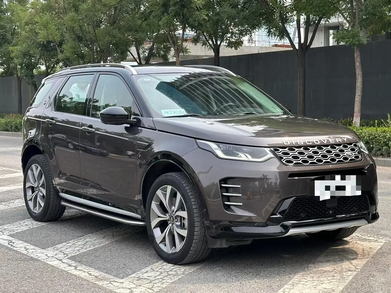Land Rover 2024 Discovery Sports Edition 48V 2.0T Deluxe Custom Edition Automatic Gear 3
