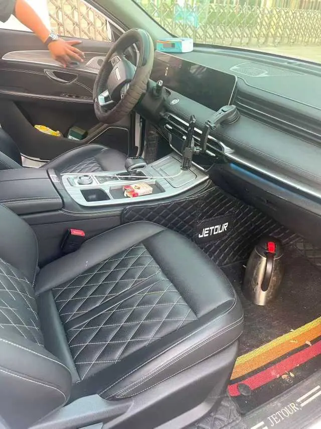 Jetour 2023 X70 PLUS 1.5T self-improvement PRO5 automatic gear 4