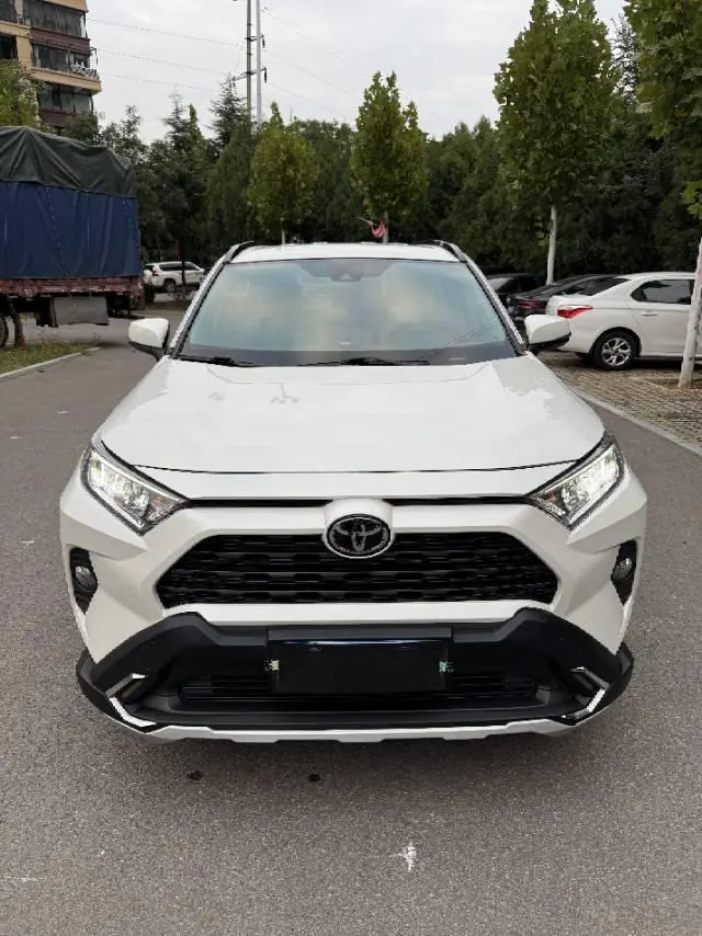 Toyota 2020 RAV4 Rongbo 2.0 Stepless Two-Drive City Edition Automatic Gear 2