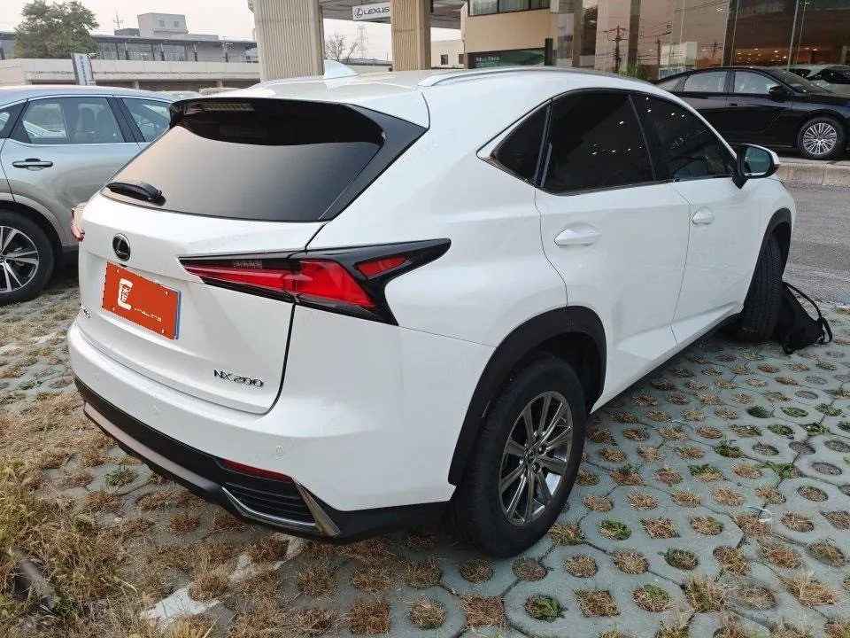 Lexus NX (Imported) 2020 NX200 2.0 Stepless Front Edition Automatic Gear 6