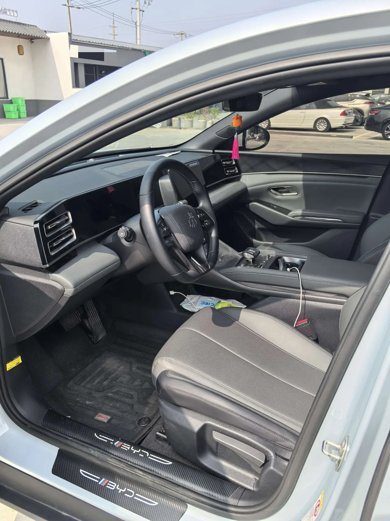 BYD 2024 Qin L DM-i 1.5 stepless 80KM leading automatic gear 3