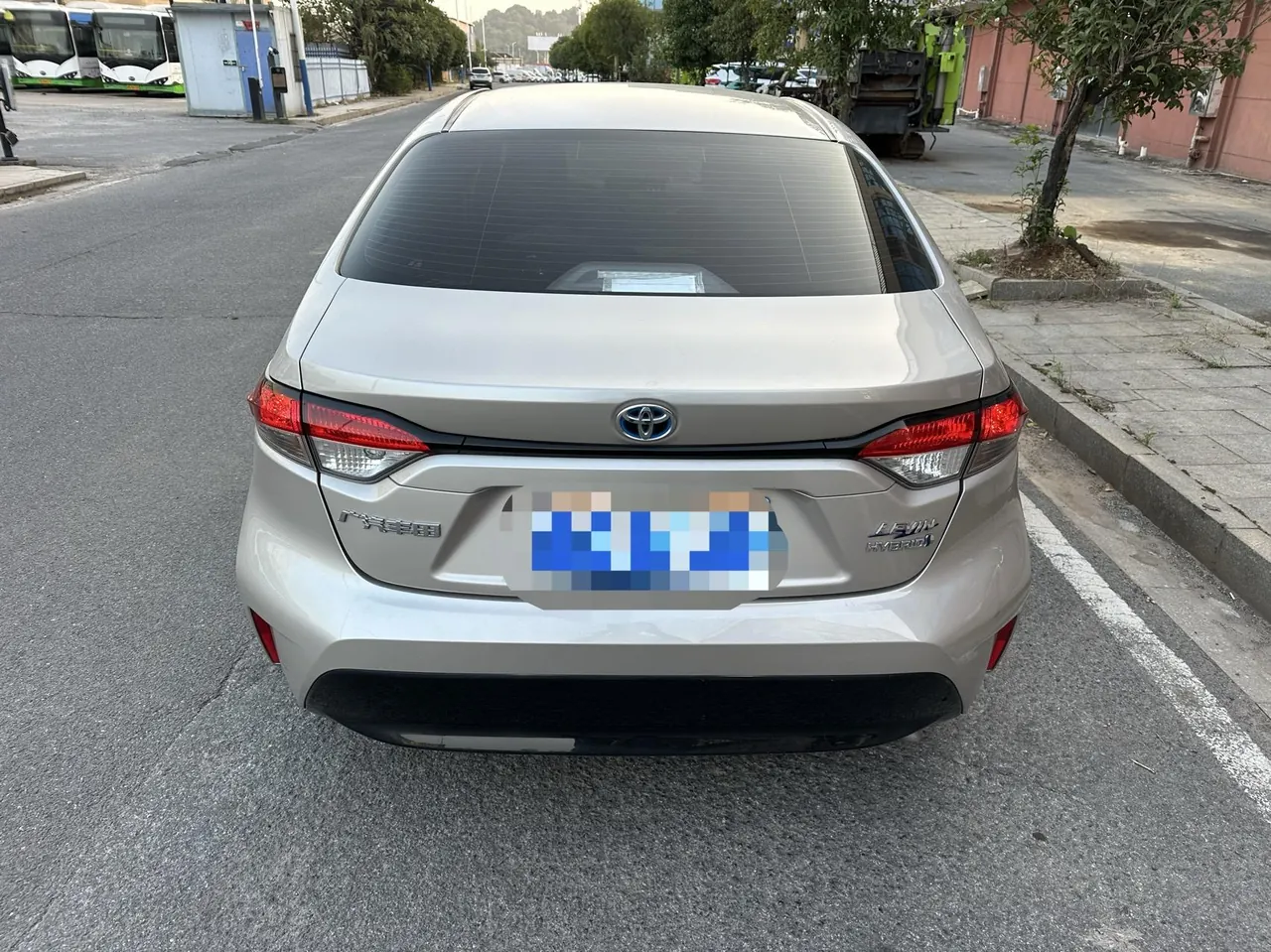 Toyota 2024 Lei Ling Shuangqing 1.8 Stepless Intelligent Electric Hybrid Deluxe Edition Automatic Gear 7