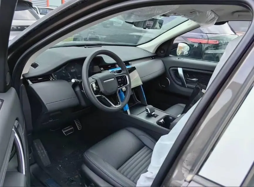 Land Rover 2024 Discovery Sports Edition 48V 2.0T Deluxe Custom Edition Automatic Gear 2