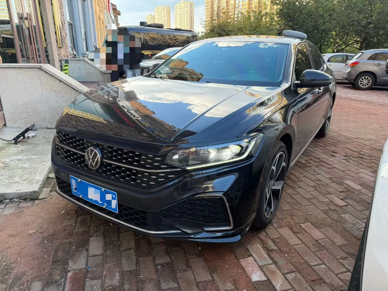 Volkswagen 2024 Passat 2.0TSI 330TSI Star Elite Edition Automatic Gear - View 1
