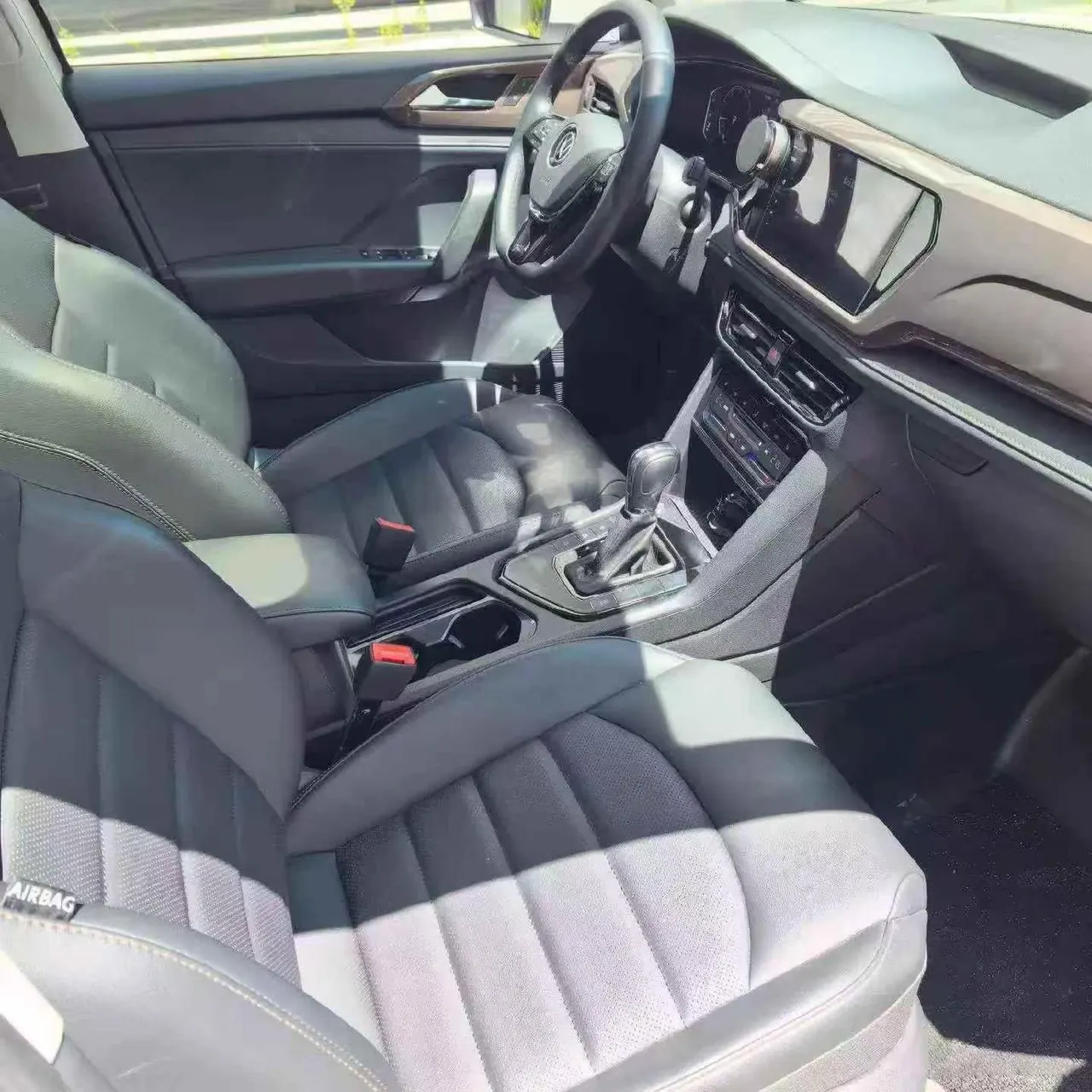 Volkswagen 2020 Tuyue 1.4TSI 280TSI Two-Drive Ultimate Automatic Gear 3