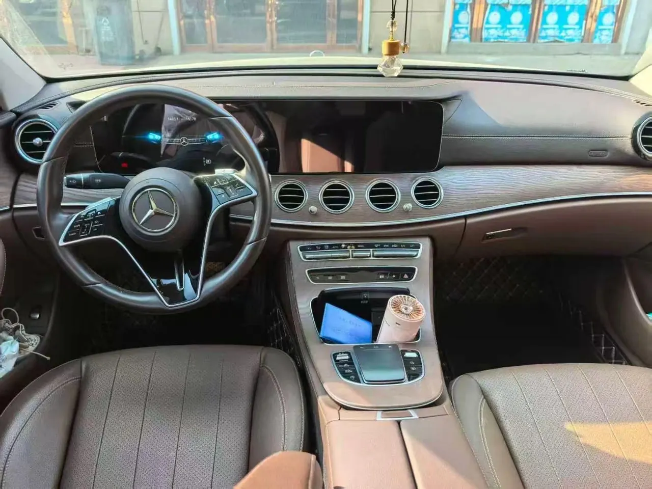 Mercedes Benz E Class 2023 E 300 L 2.0T Luxury Automatic Gear 4