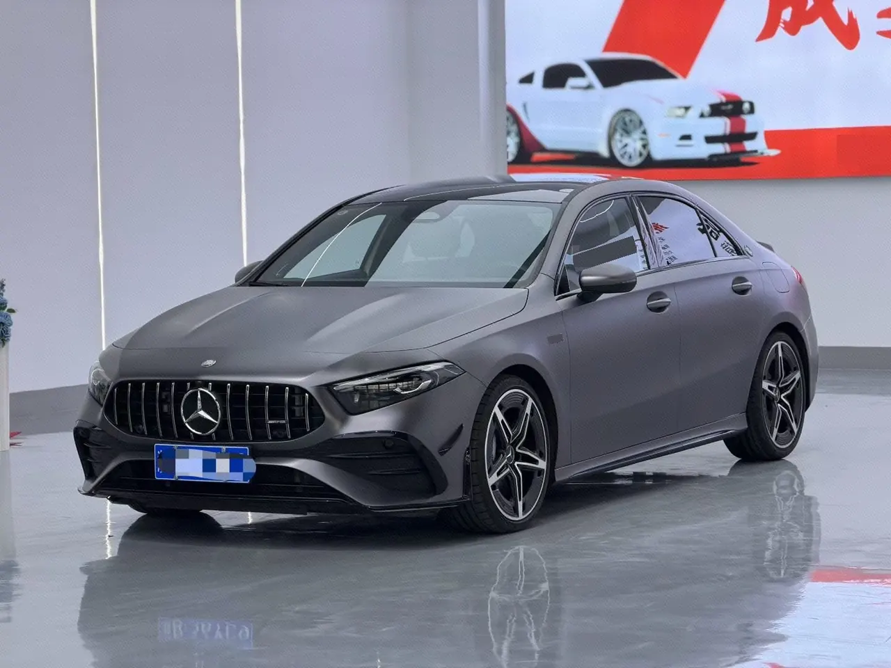 Mercedes Benz Class A AMG 2024 A 35 L AMG 4MATIC 48V 2.0T (modified) automatic gear - View 1
