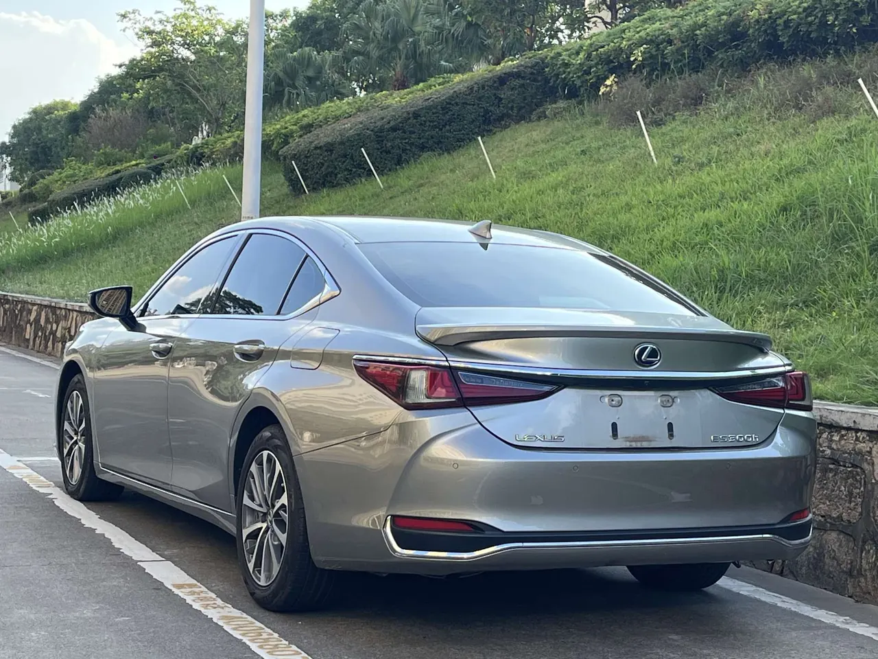 Lexus ES (Imported) 2021 ES300h 2.5 Stepless Excellence Edition Automatic Gear 4