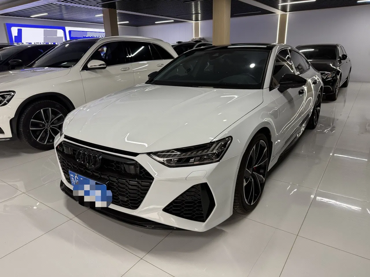 Открыть галерею: Audi A7 (Imported) 2023 A7 Sportback 2.0TFSI 45TFSI Automatic Gear Selection