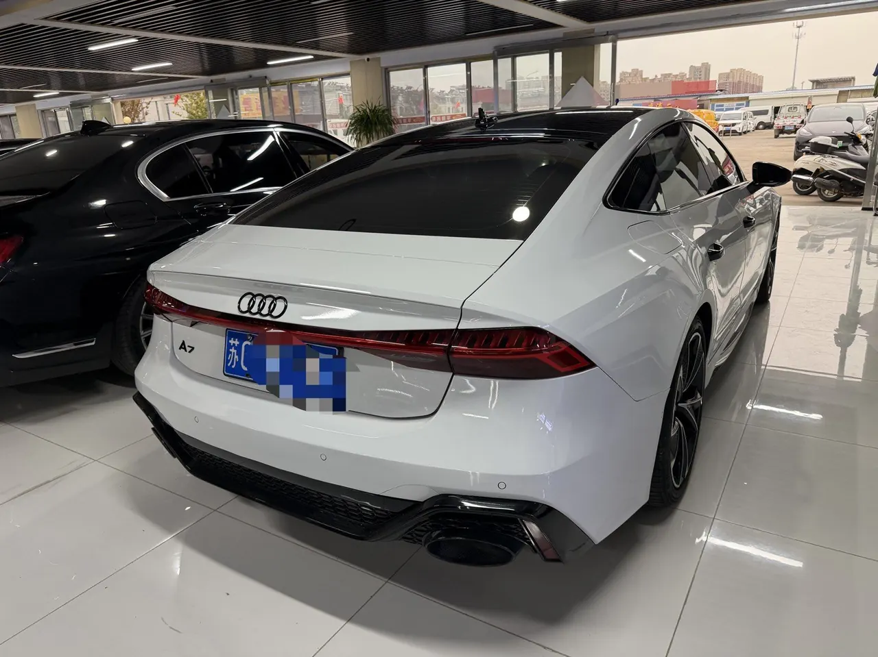 Audi A7 (Imported) 2023 A7 Sportback 2.0TFSI 45TFSI Automatic Gear Selection 3
