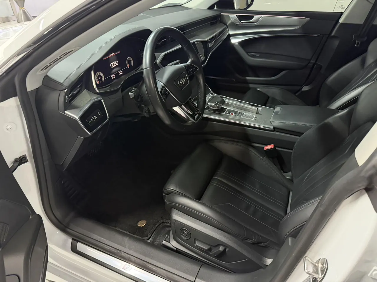 Audi A7 (Imported) 2023 A7 Sportback 2.0TFSI 45TFSI Automatic Gear Selection 5