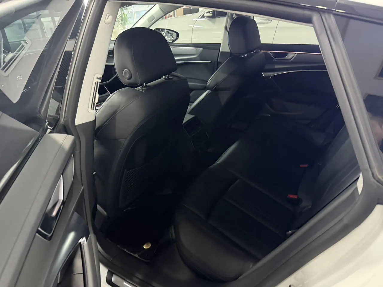 Audi A7 (Imported) 2023 A7 Sportback 2.0TFSI 45TFSI Automatic Gear Selection 6