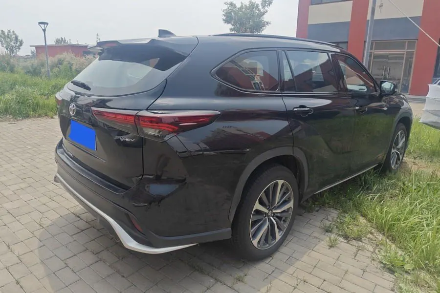 Toyota 2026 Crown Land Release HEV 2.5 Stepless Two-Drive Deluxe Automatic Gear 2