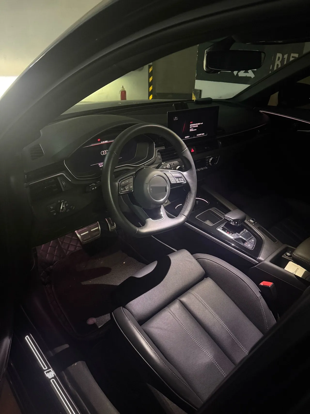 Audi 2023 A4L 2.0TFSI 40TFSI Deluxe Dynamic Automatic 6
