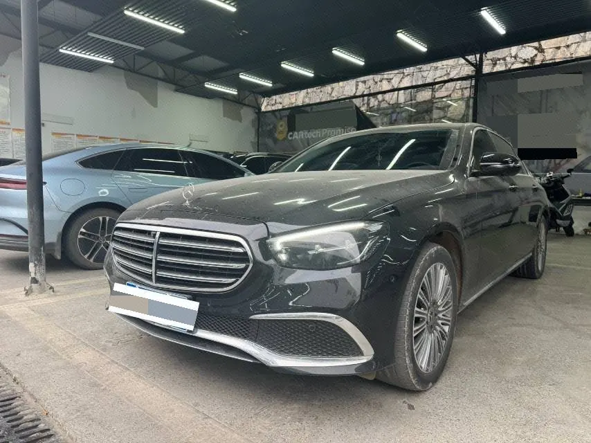 Mercedes Benz E Class 2023 E 300 L 2.0T Sports Luxury Automatic Gear - View 1