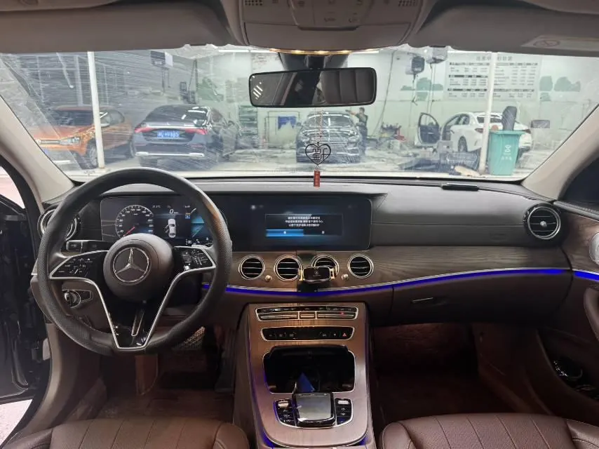 Mercedes Benz E Class 2023 E 300 L 2.0T Sports Luxury Automatic Gear 4