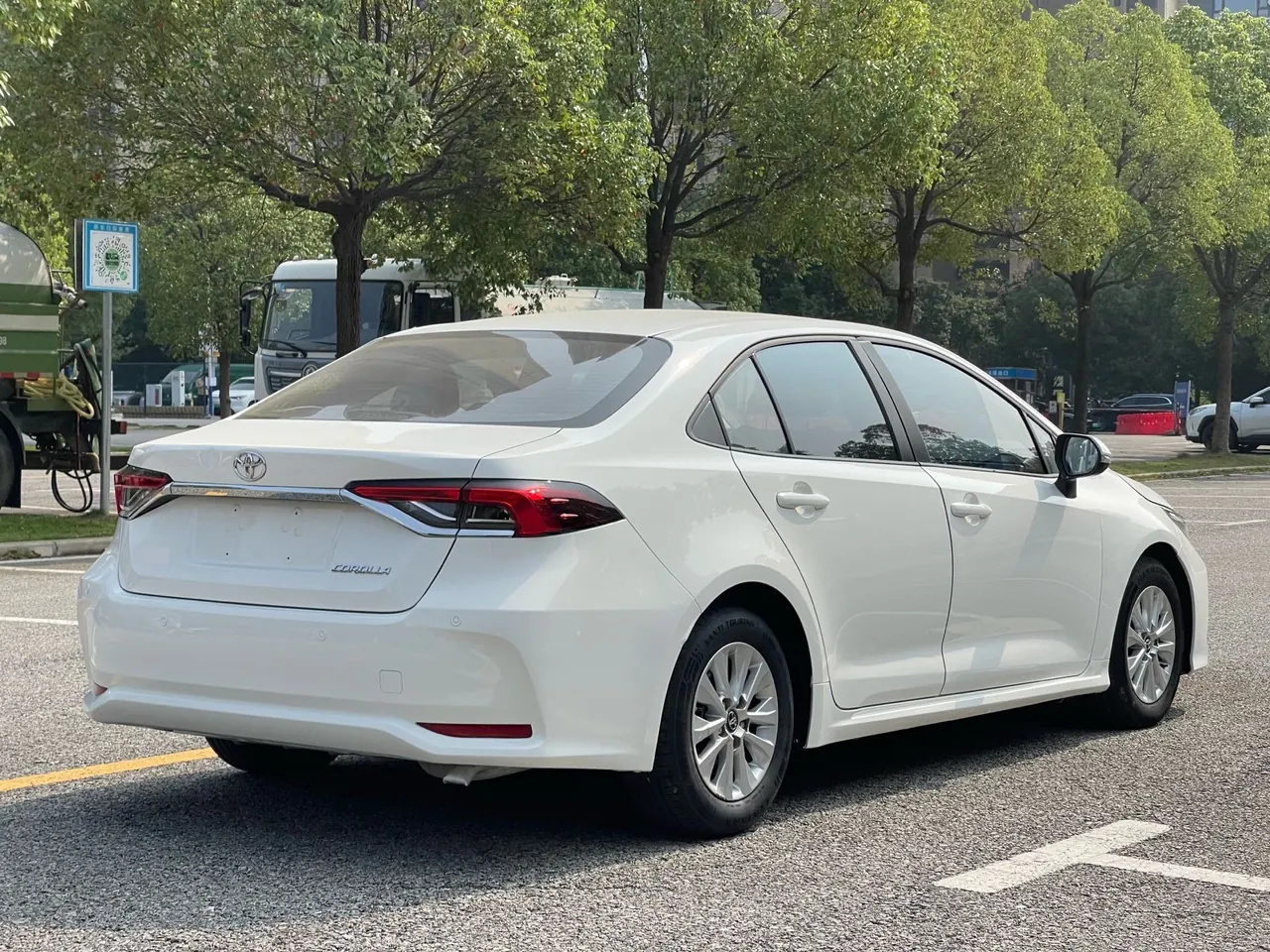 Toyota 2022 Corolla 1.5 Stepless TNGA Pioneer Edition Automatic Transmission 12