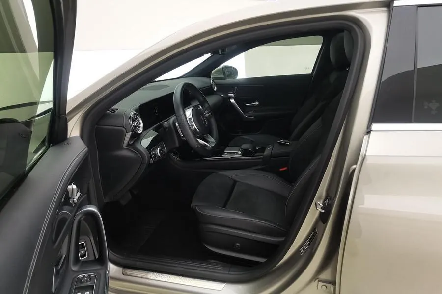 Mercedes Benz Class A 2020 A 200 L 1.3T Fashion (Modified) Automatic Gear 4