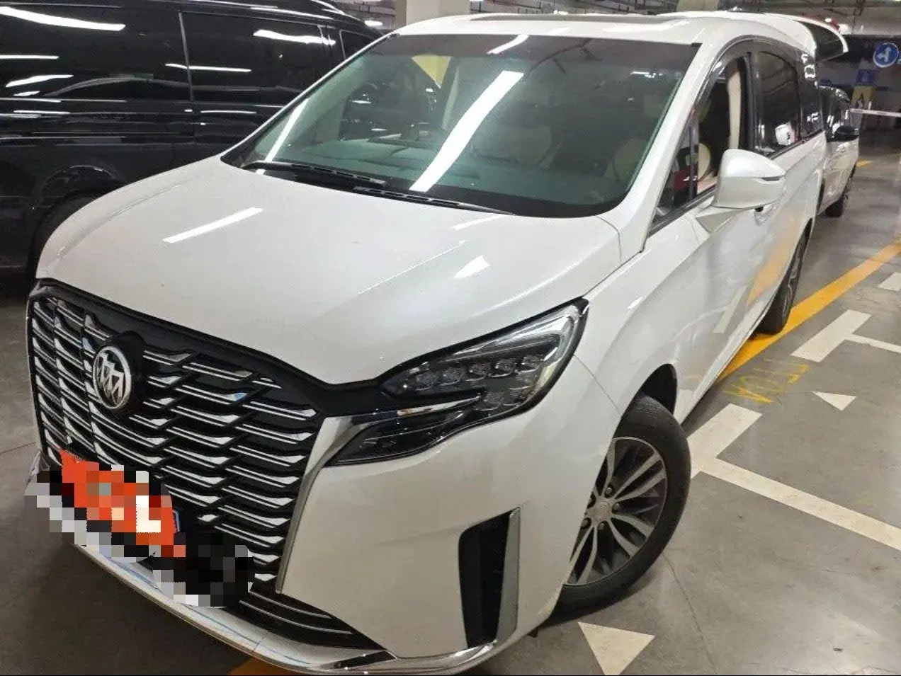 Buick 2021 GL8 ES Lu Zun 2.0T 653T Comfortable Automatic Gear - View 1