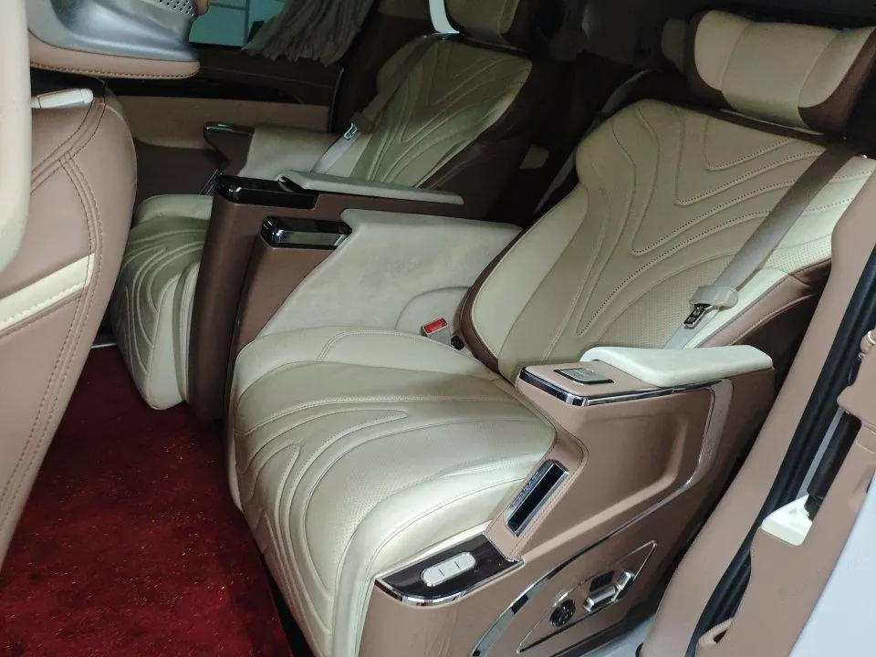 Buick 2021 GL8 ES Lu Zun 2.0T 653T Comfortable Automatic Gear 4