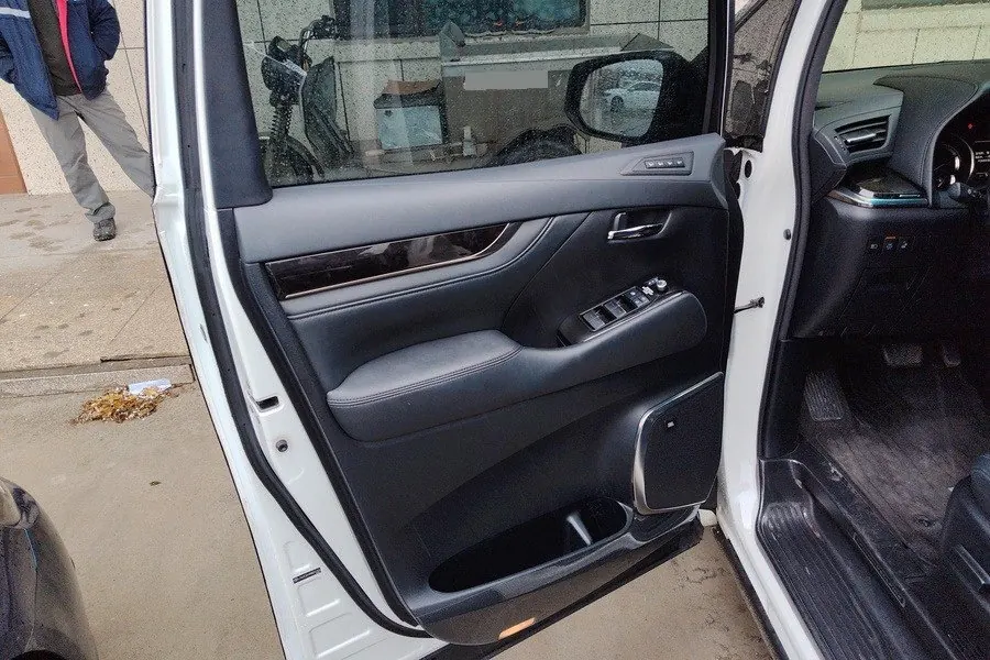 Toyota Wilfa (Imported) 2020 Wilfa 2.5 Stepless HV Deluxe Edition Automatic Gear 7