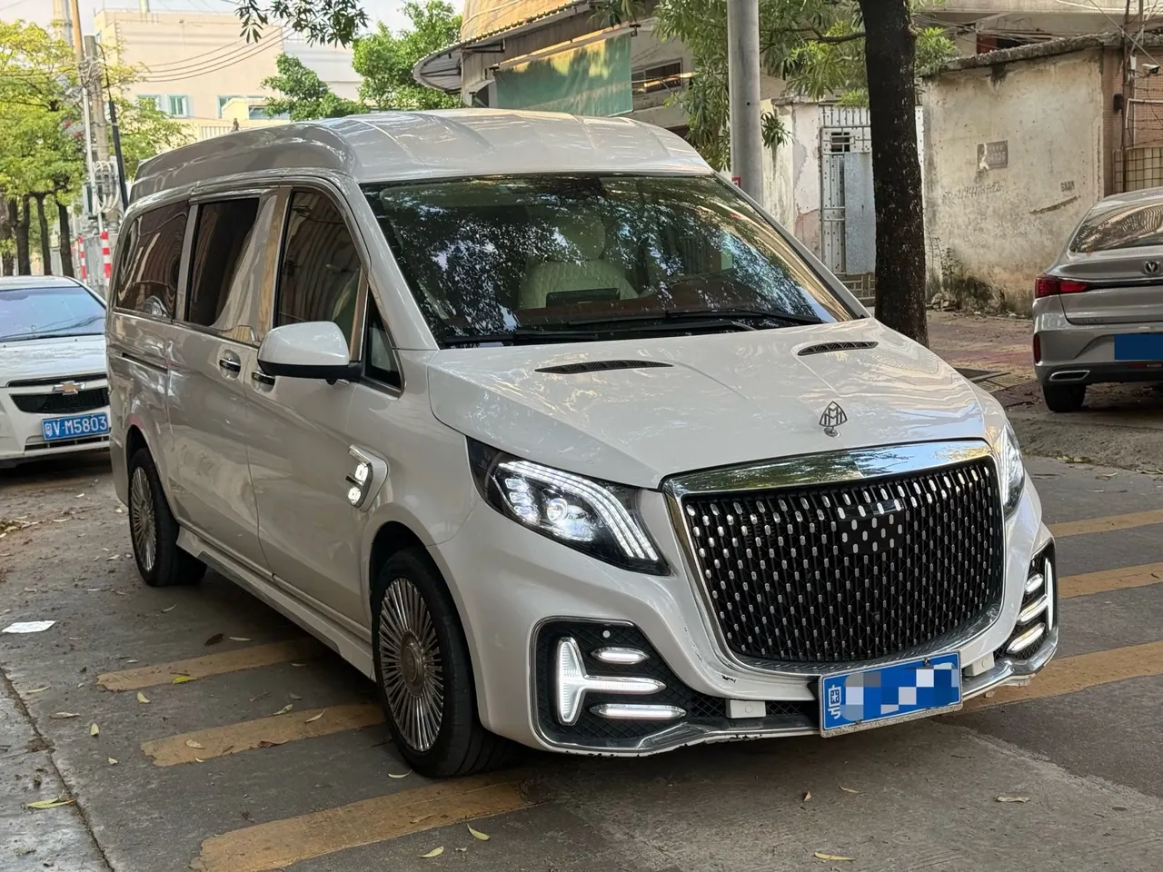 Mercedes Benz 2023 Vito 2.0T Elite Edition 7-seat Automatic Gear 3