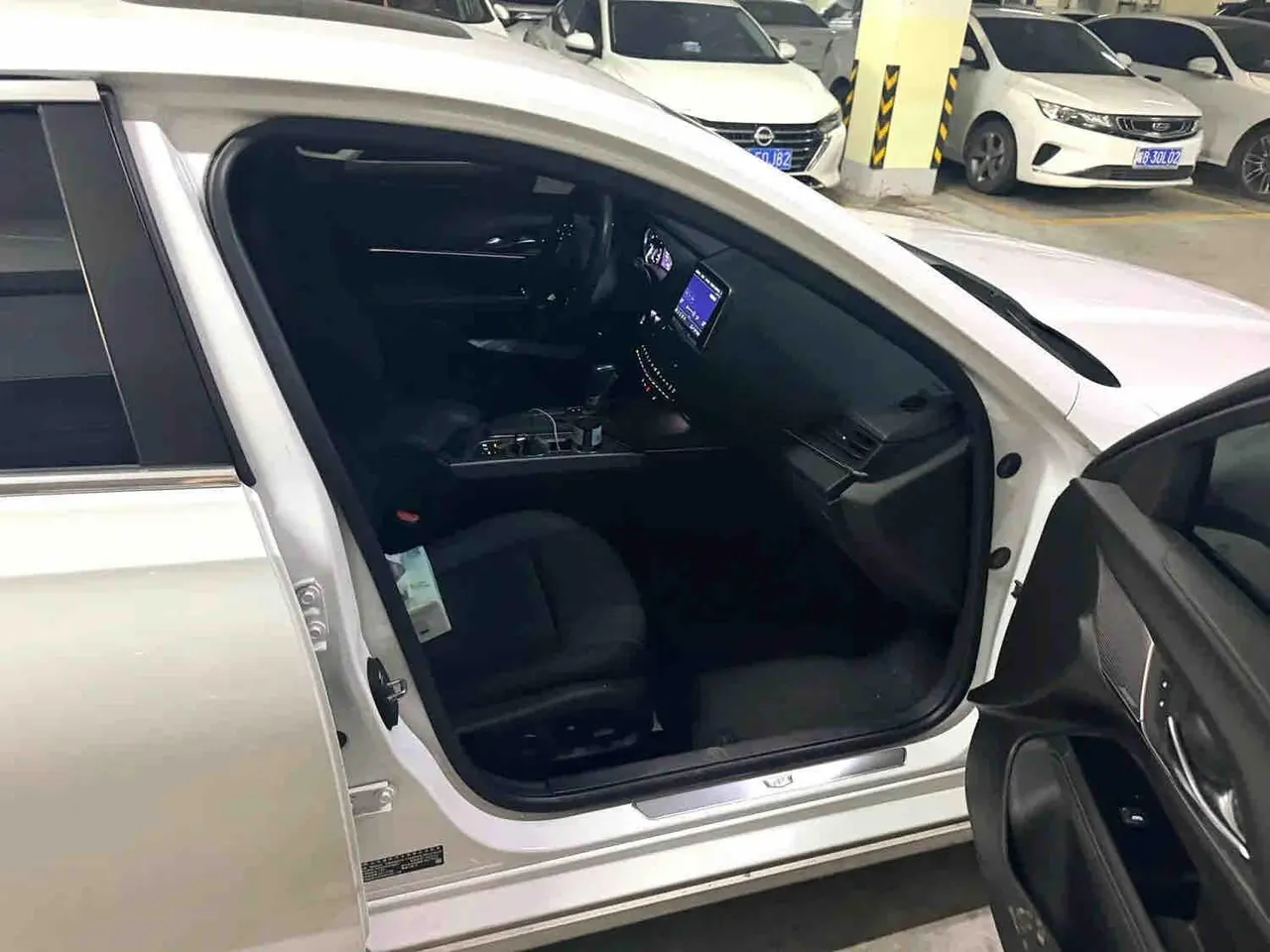 Cadillac 2022 CT4 2.0T 28T luxury automatic gear 8