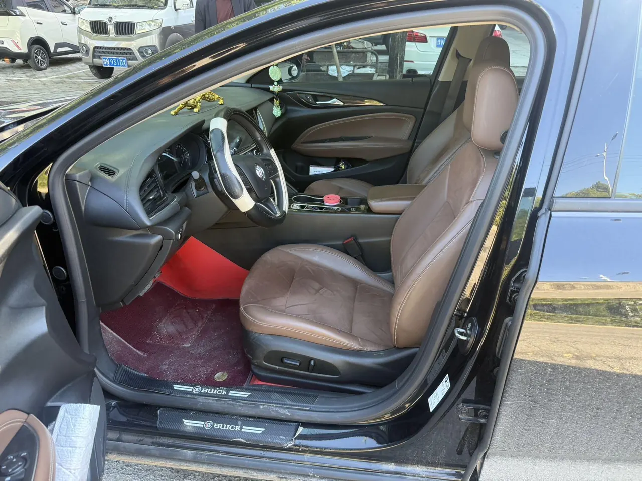 Buick 2022 Regal 1.5T 552T Smart Automatic Gear 3