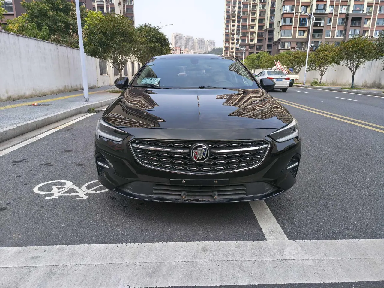 Buick 2020 Regal 1.5T 552T Luxury Automatic Gear 2
