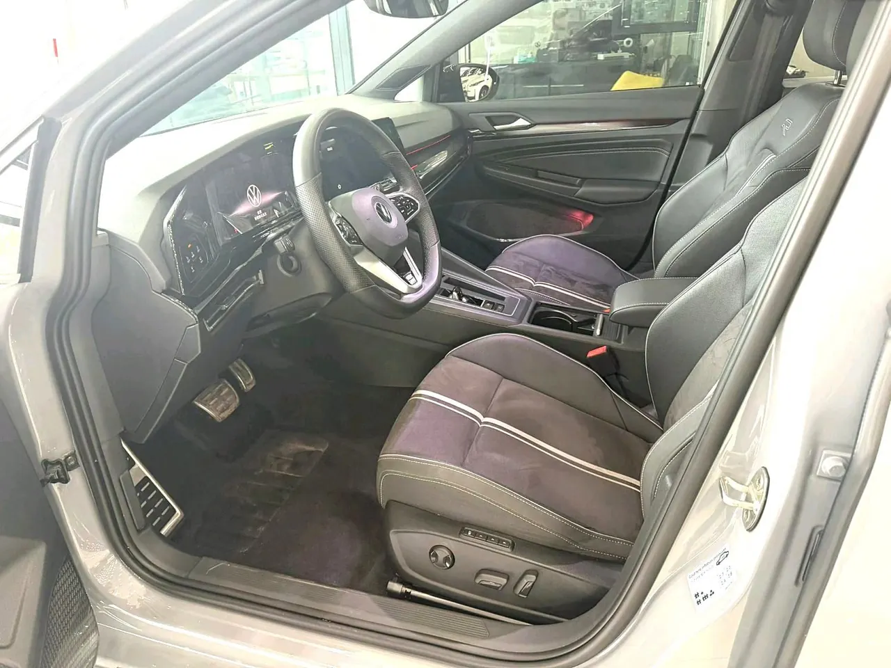 Volkswagen 2023 Golf 8 R-Line 1.4TSI 280TSI (Modified) Automatic Gear 3