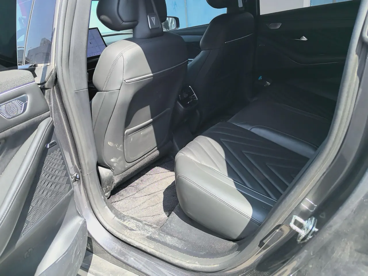 ChangAn Deepal 2023 SL 03 200Max Range-extended Automatic Gear 5