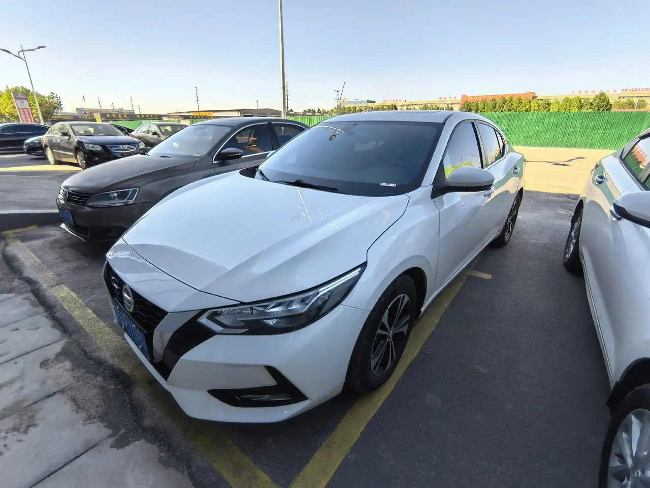 Nissan 2022 Sylphy 1.6 Stepless XL Pleasant Edition Automatic Gear - View 1