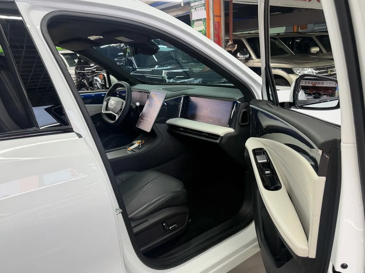 Geely Galaxy 2023 L7 1.5T 115km MAX automatic gear 13