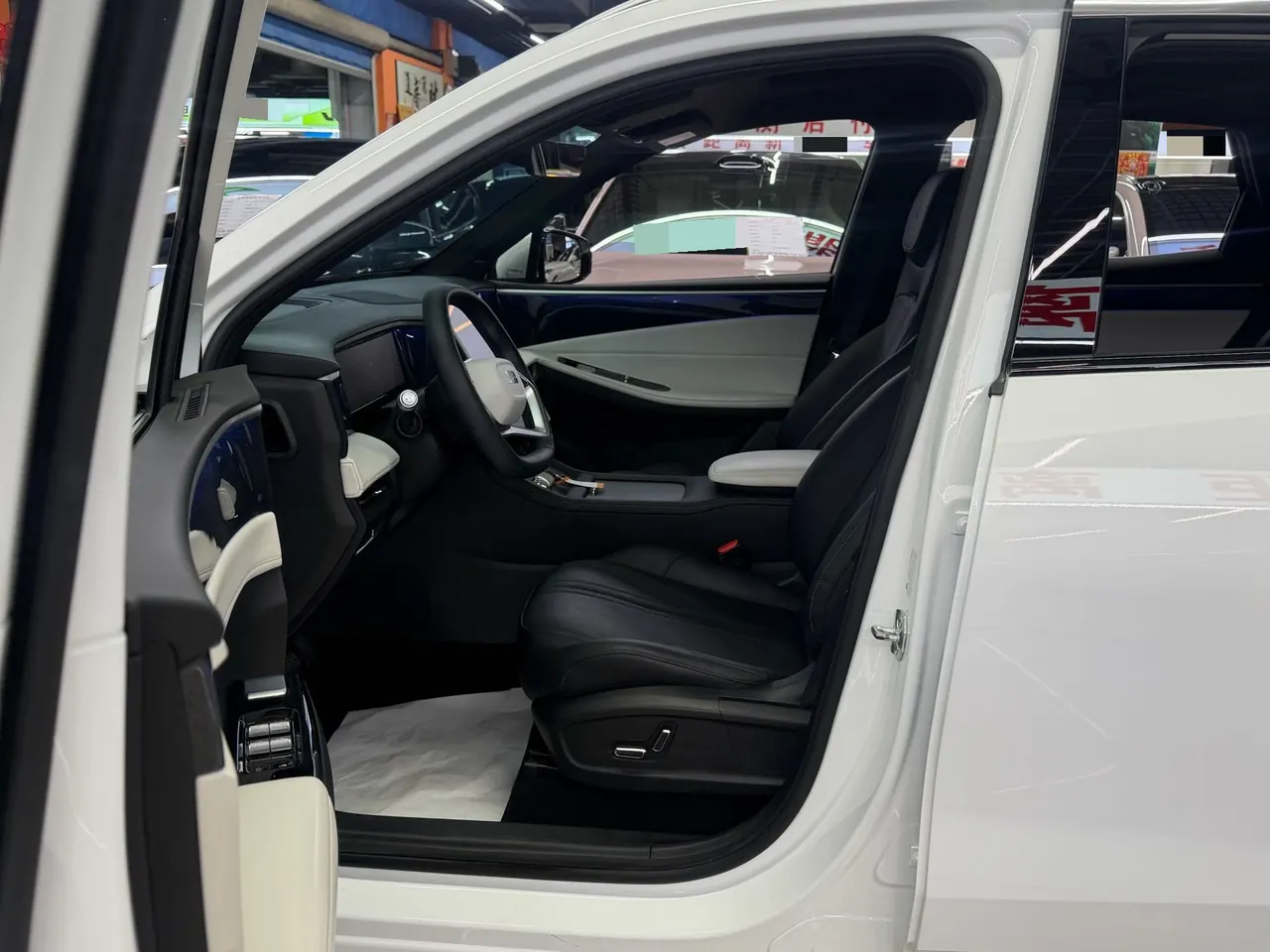 Geely Galaxy 2023 L7 1.5T 115km MAX automatic gear 6