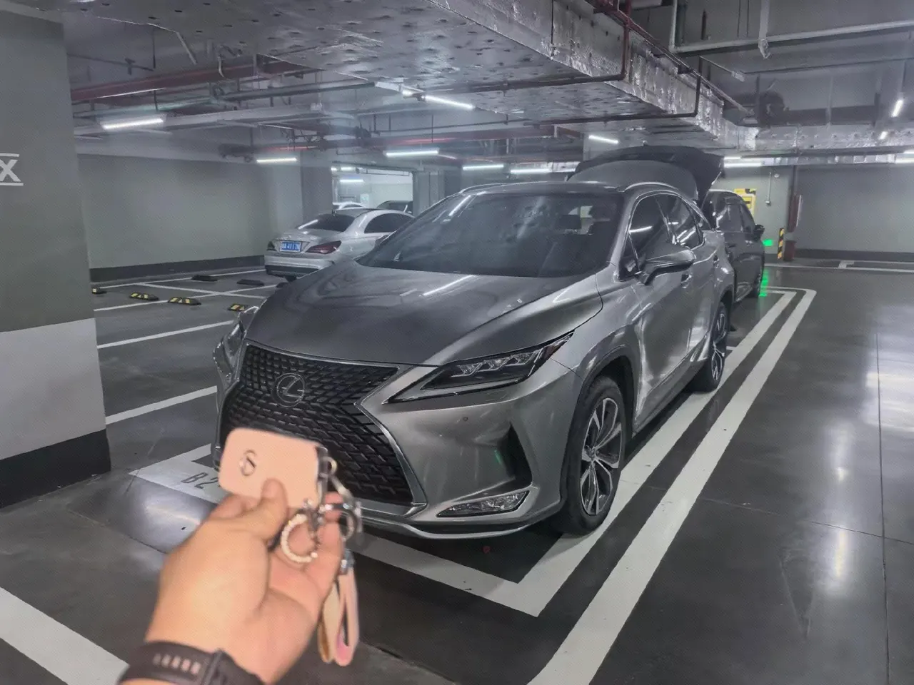 Lexus RX (Imported) 2020 RX300 2.0T Four-wheel Drive Elegant Edition (Modified) Automatic Gear - View 1