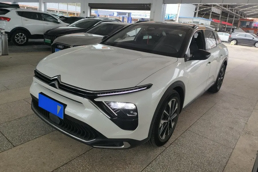 Citroen Versailles C5 X 2023 C5 X 1.6T Enjoy extraordinary automatic gear - View 1