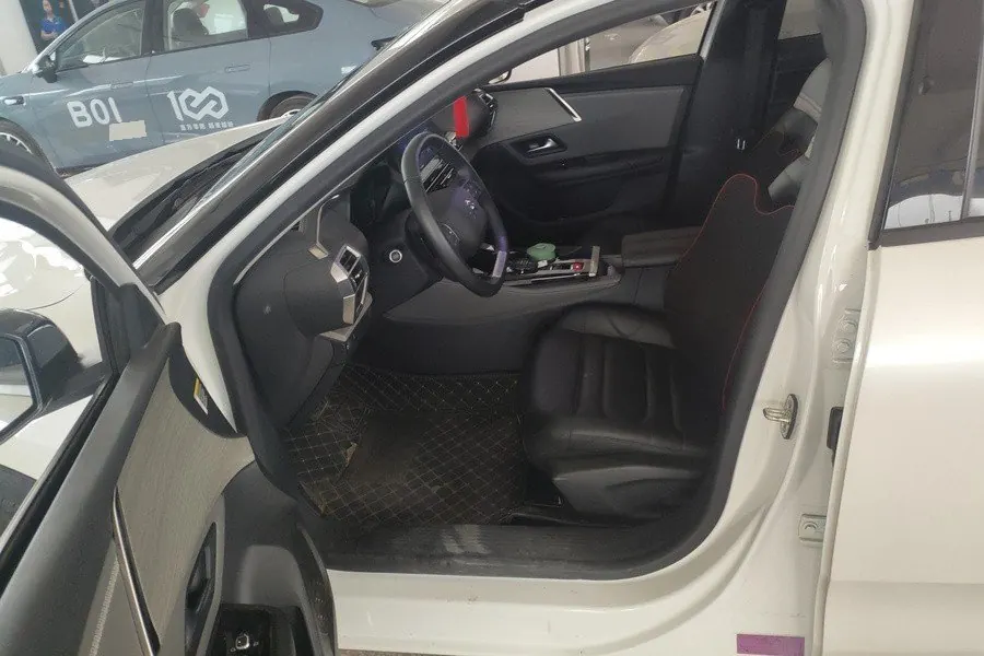 Citroen Versailles C5 X 2023 C5 X 1.6T Enjoy extraordinary automatic gear 4