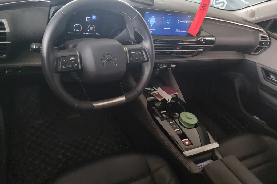 Citroen Versailles C5 X 2023 C5 X 1.6T Enjoy extraordinary automatic gear 6