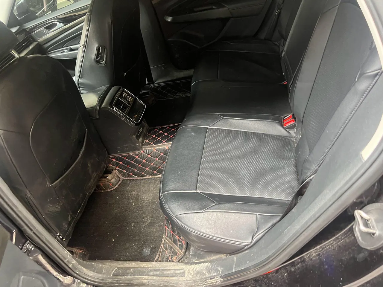 Volkswagen 2021 Passat 2.0TSI 330TSI Elite Edition Automatic 3