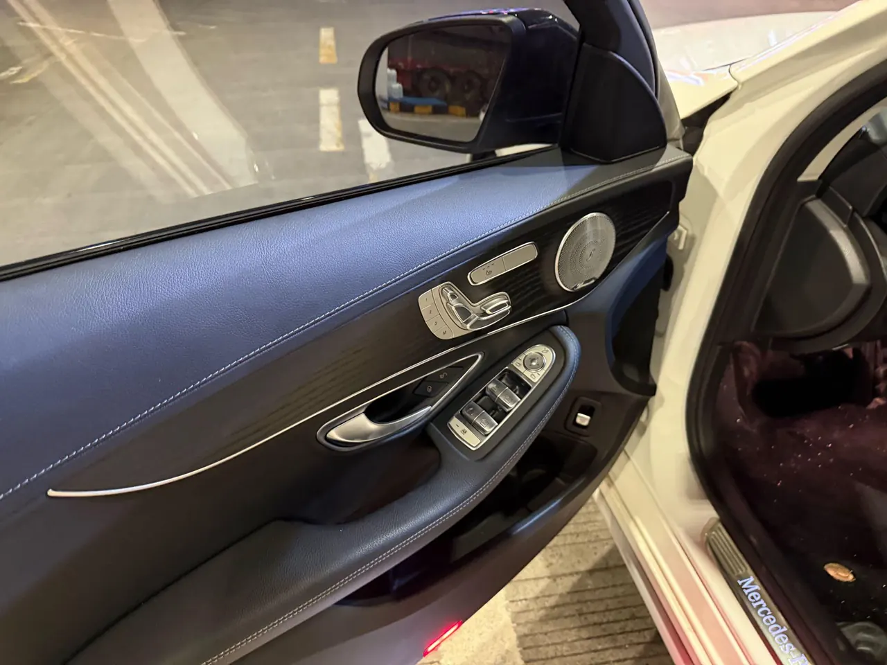Mercedes Benz Class C 2021 C 260 L 48V 1.5T Sports Star Yao Zhen Tibetan Edition Automatic Gear 4