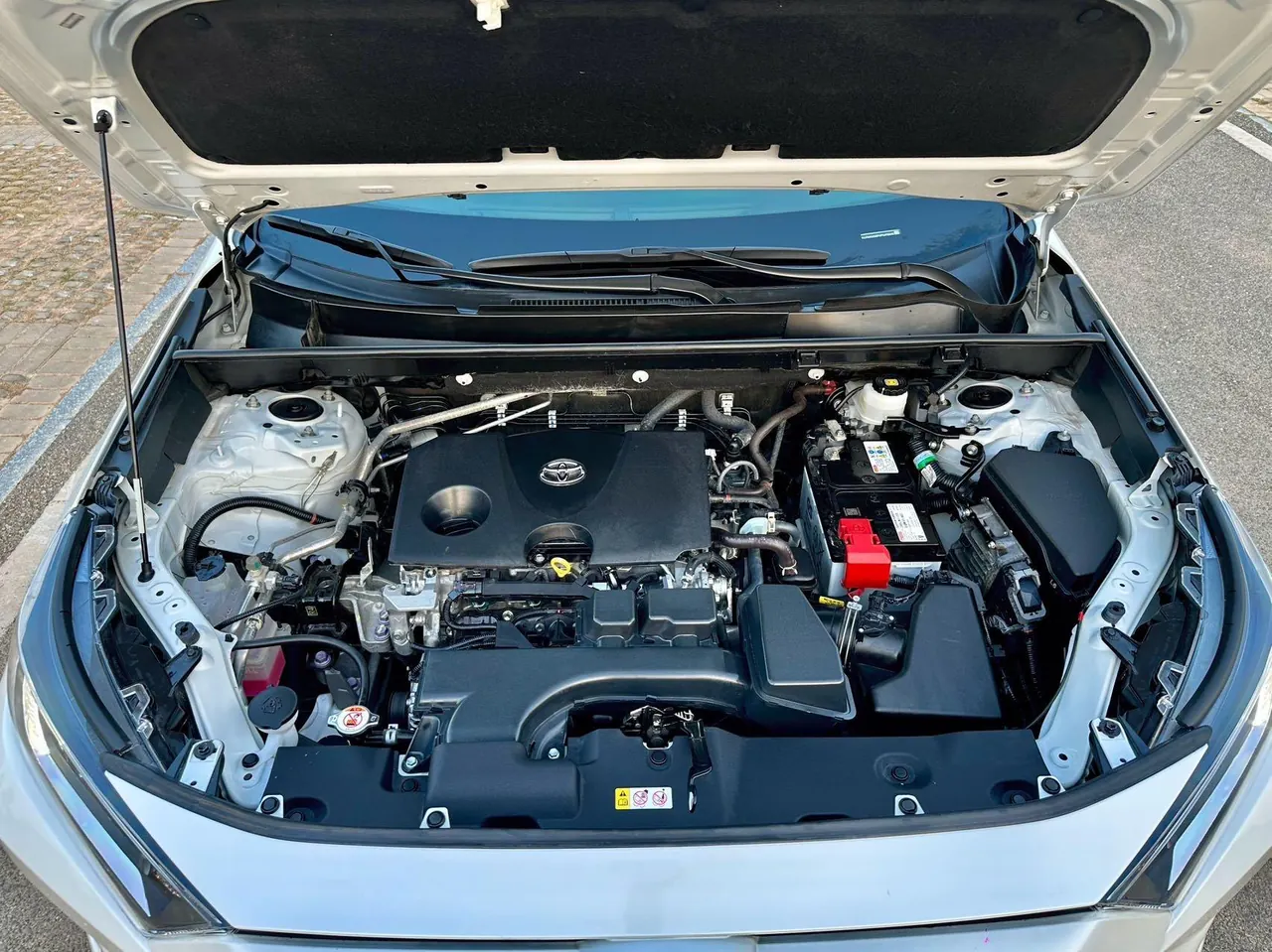 Toyota 2023 RAV4 Rongbo 2.0 Stepless Two-Drive City Edition Automatic Gear 15