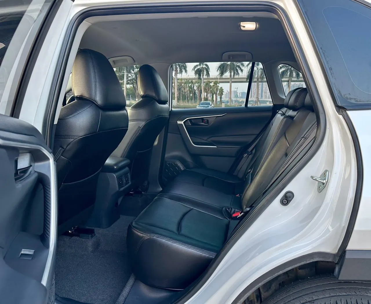 Toyota 2023 RAV4 Rongbo 2.0 Stepless Two-Drive City Edition Automatic Gear 7