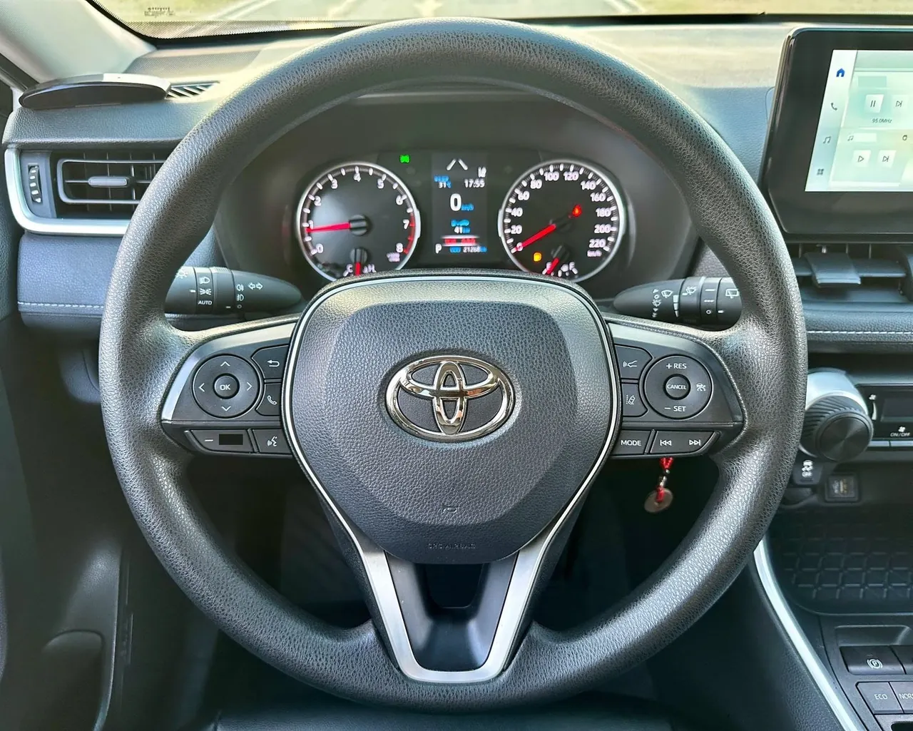 Toyota 2023 RAV4 Rongbo 2.0 Stepless Two-Drive City Edition Automatic Gear 9