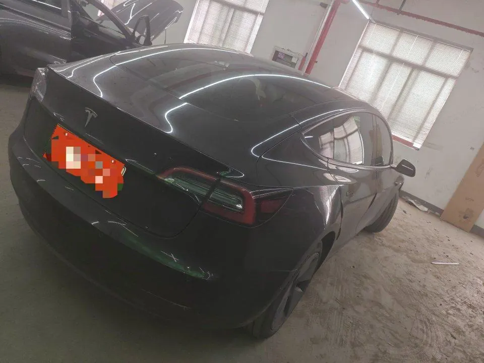 Tesla 2022 Model 3 rear-wheel drive version of automatic transmission 4