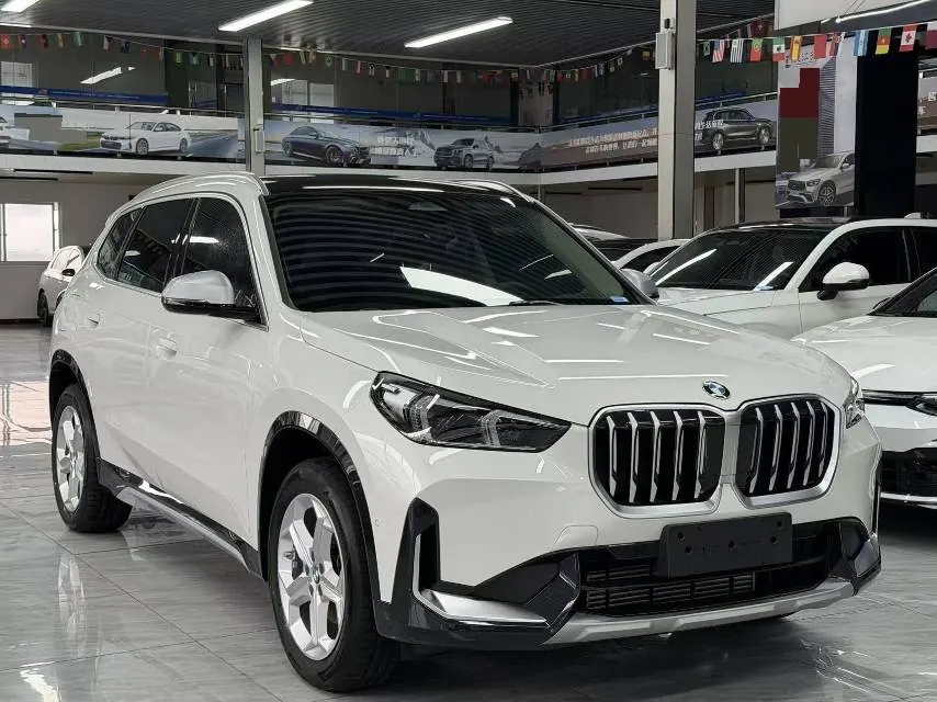 BMW 2023 X1 sDrive20Li 1.5T X Design Package Automatic Transmission 3