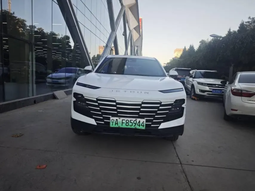 Jetour 2022 Great Sage i-DM 1.5T Lightning 02 Automatic Gear 2